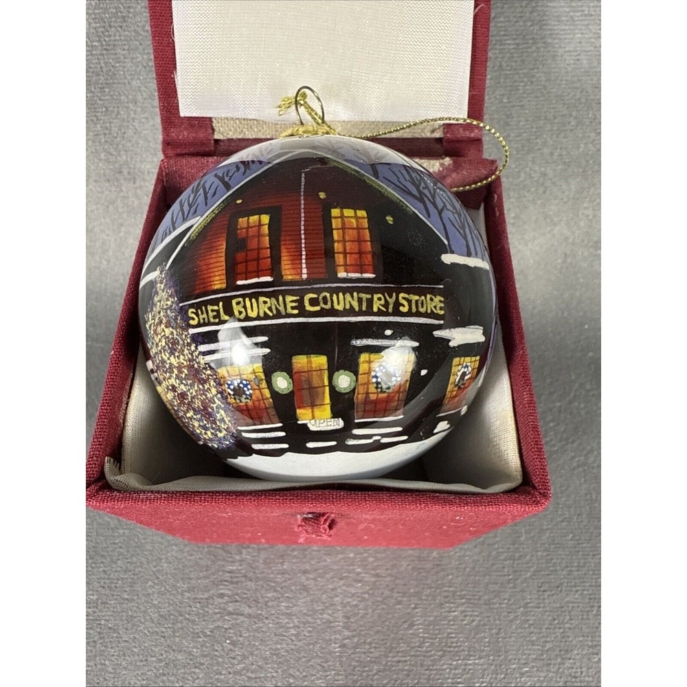 Art Studio Company Shelburne Country Store Hand Painted‎ Glass Round Ornament VT